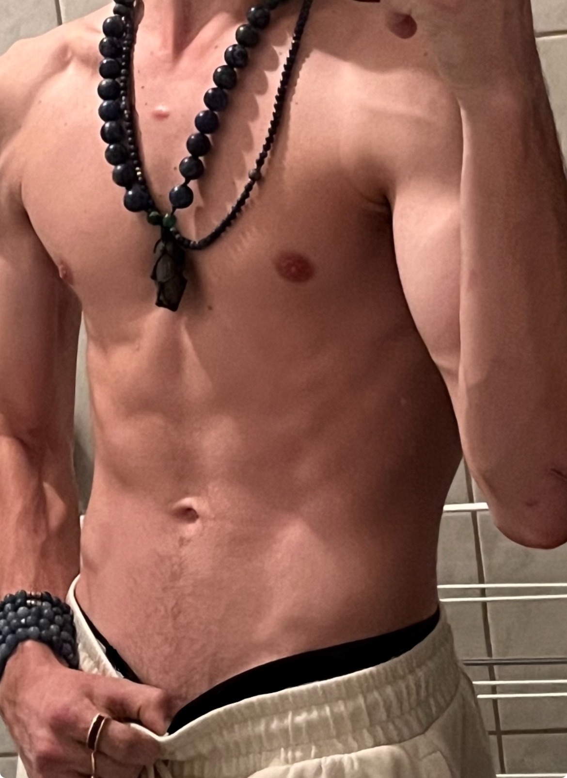 Profil de Edward, 21 ans, Escort Trans Luxembourg à Asselborn
