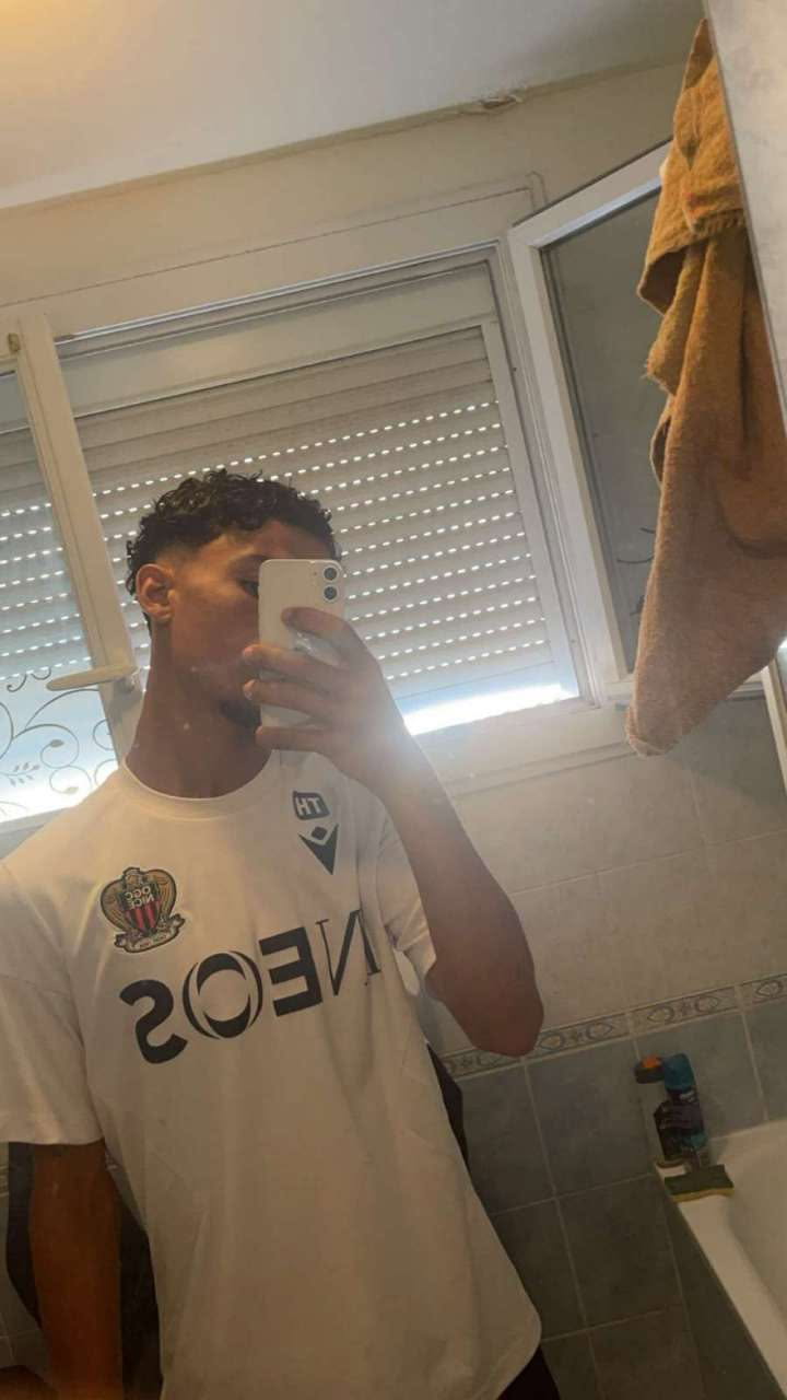 Profil de Loqmane, 19 ans, Escort Trans Luxembourg à Bill