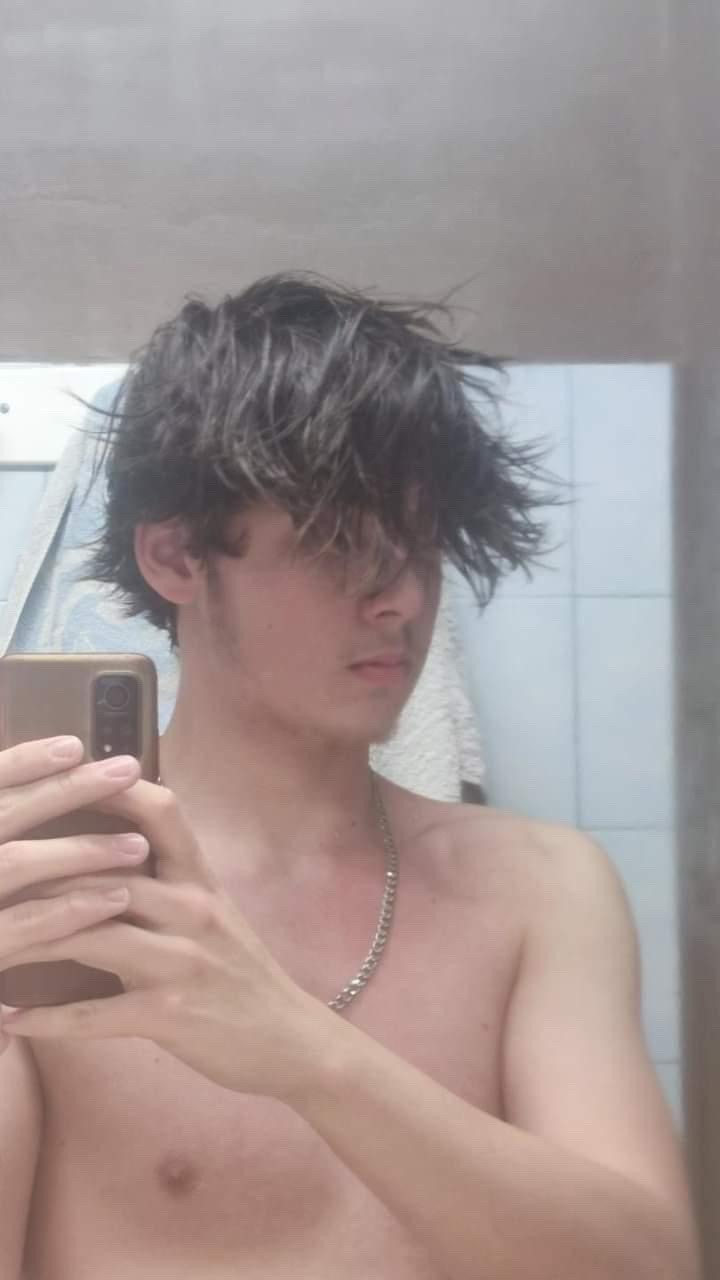 Profil de Carles, 19 ans, Escort Trans Luxembourg à Urspelt